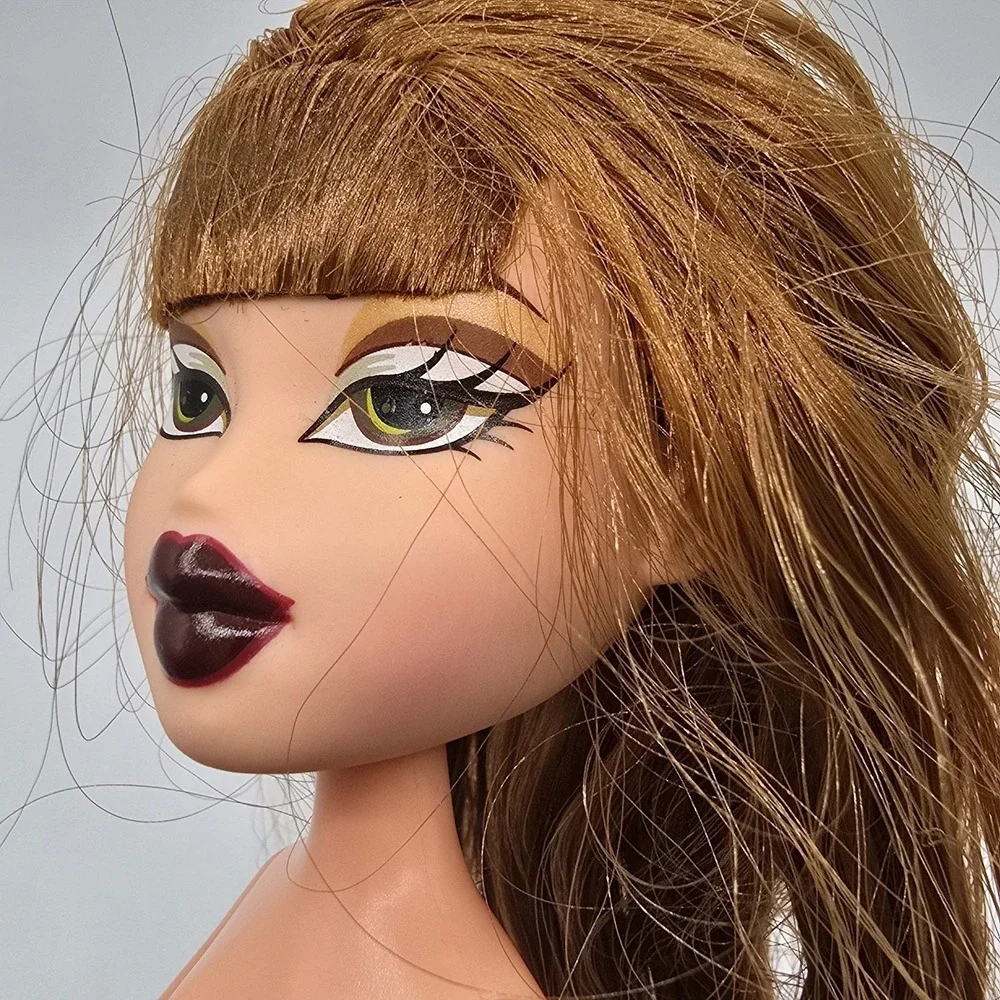 Bratz Doll Xpress It Meygan Red Hair Green Eyes Dark Burgandy Lips